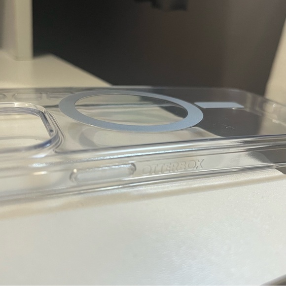 iPhone 15 Pro Max Combo - Picture 8 of 8